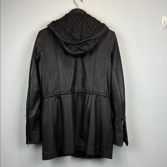 Danier • hooded leather 3/4 length jacket - Picture 3 of 9